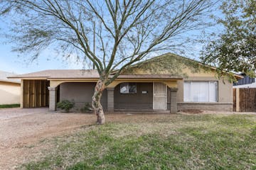 1819 N 47th Dr Phoenix, AZ 85035